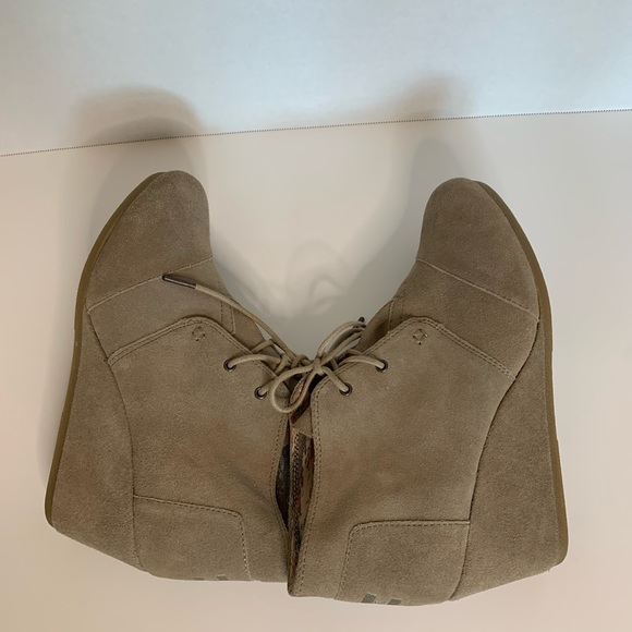 Tom’s Dessert Wedge 🔥$15 DEAL ankle boot:bootie, size 11,beige/stone color - Picture 3 of 7